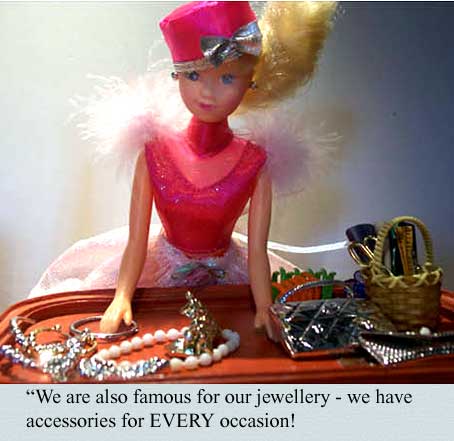 We also sell a full line of jewellery and accessories!